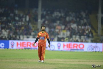 CCL 5 Telugu Warriors vs Bengal Tigers Match Photos